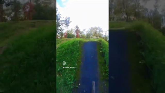 10yo - Probably the last 2023 jump session with Nari in the @shibak_bikepark смотреть онлайн