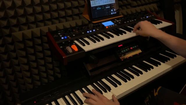 Jam 1 (Behringer deepmind 12, korg volca fm and yamaha p35) смотреть онлайн