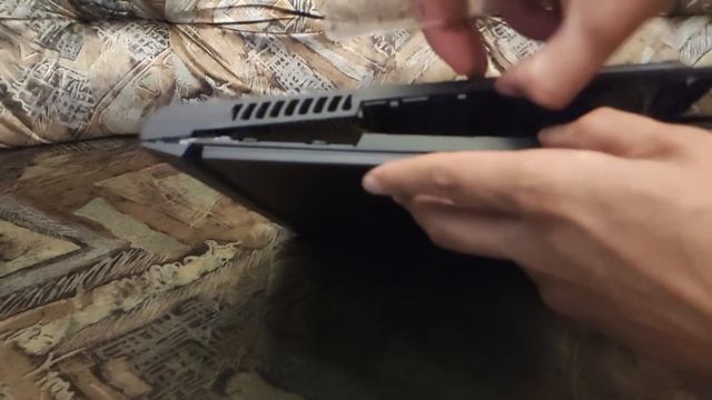 РАЗБОРКА НОУТБУКА | ОХЛАЖДЕНИЕ НОУТБУКА В МАЙНИНГЕ | СНИМАЮ АККУМУЛЯТОР | ASUS ROG Strix G17 G713QR смотреть онлайн