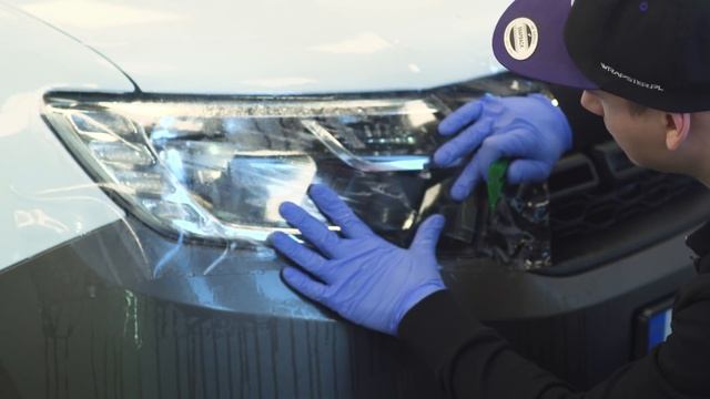 Folia Ochronna na Reflektory | Jak Zabezpieczyć LAMPĘ Bezbarwna Folią Ochronną PPF? | - Vlog #28 смотреть онлайн