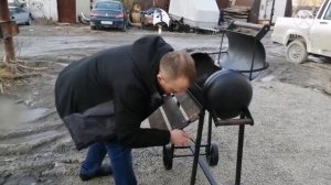 Мангал из газового балона своими руками (болгаркой сваркой и матюками).