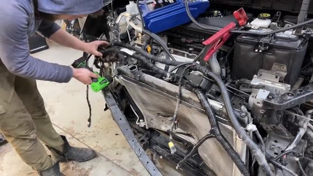 Nissan Rogue продаётся . For sale смотреть онлайн