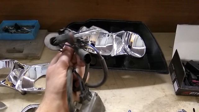Тюнинг фар на Jeep Grand Cherokee WJ установка светодиодных Bi Led линз и ДХО смотреть онлайн