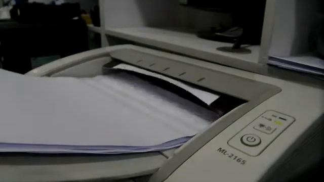 samsung printer problem model: ml-2165, paper turn to bends, curve, crook, fold смотреть онлайн