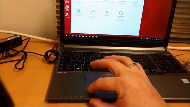 Fujitsu LB E756 mousepad issue смотреть онлайн