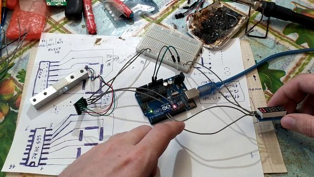 Ардуино весы на TM1637 смотреть онлайн