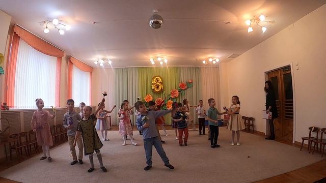 Утренник 8 марта сад №498.ч1 смотреть онлайн