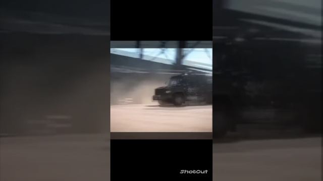 Ни когда не здавайся копам! смотреть онлайн
