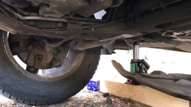 Замена масла в двигателе Volvo XC90 смотреть онлайн