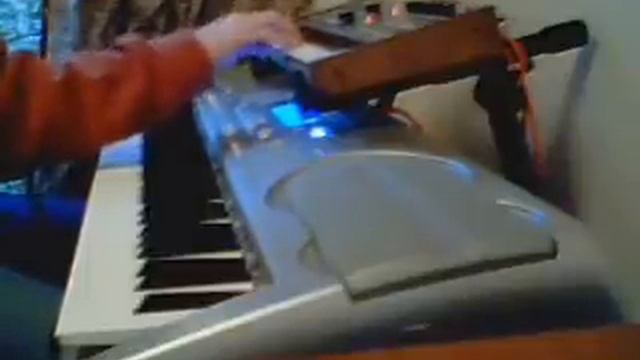 Neons: Microkorg and Casio WK-3800 смотреть онлайн