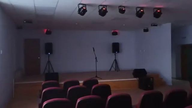 актовый зал в школе смотреть онлайн