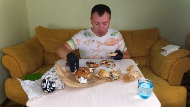 СРАВНЕНИЕ БУРГЕРОВ | Burger Craft | Kamora Burger | Mister Burger | Torro Burgers