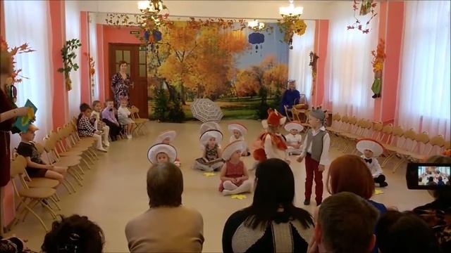 Праздник Осени у Левы в саду смотреть онлайн