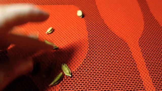 Кардамон зеленый. Полезные свойства и применение. смотреть онлайн