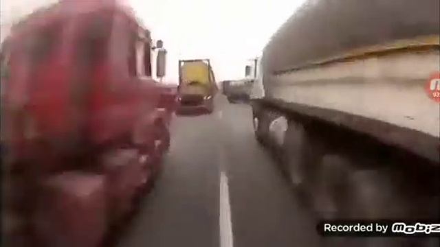 300 км.ч мото везение смотреть онлайн
