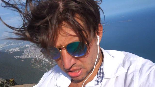 For You High Hill Rio Отличные вибрации приключения. Рио де Жанейро, подъем на гору над городом. смотреть онлайн