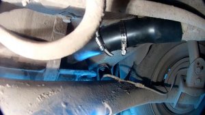 Замена патрубка бензобака ВАЗ 2110 очень легко, не снимая бак!