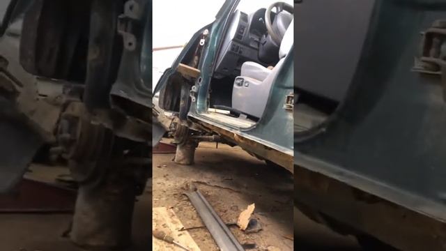 Toyota Land Cruiser Prado 90?Порогов Просто нет ? смотреть онлайн
