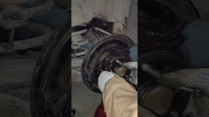 Лифан Х60 снятие ступицы заднего колеса. Часть 2. Lifan X60 removing the rear wheel hub. Part 2.