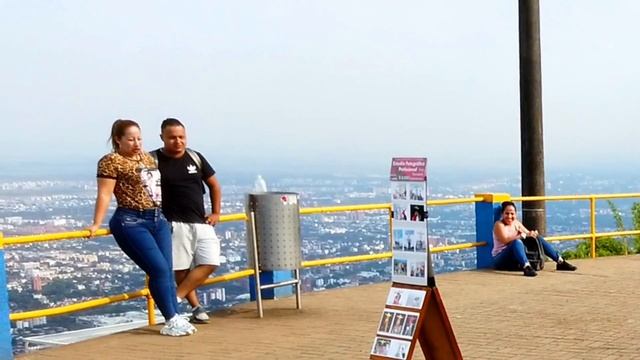 Cristo Rey Statue In Cali Colomba (2020) смотреть онлайн