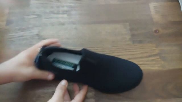 Goodyear Skechers Unboxing смотреть онлайн