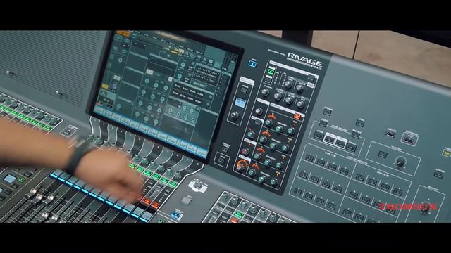 Yamaha Rivage PM3 - UNBOXING along with Yamaha Rivage PM7 смотреть онлайн