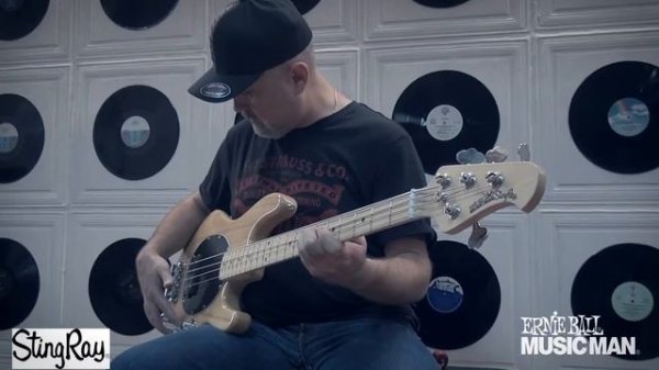 MUSICMAN STINGRAY 4 - Видео обзор и демо.