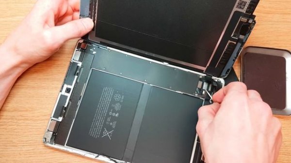Apple ipad pro A1674 open without heating battery and prepair to inslall new display touchscreen