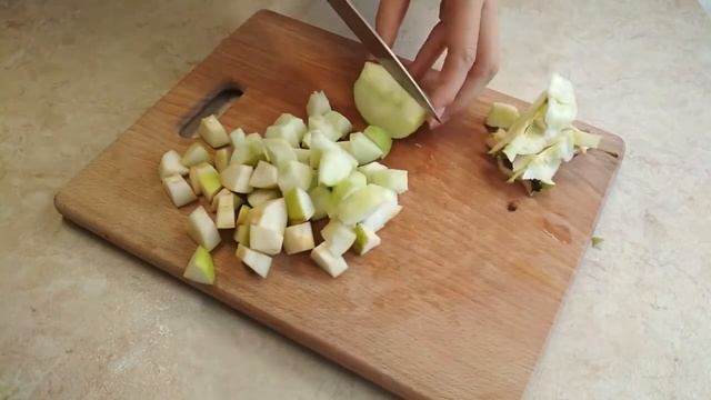 ШАРЛОТКА С ЯБЛОКАМИ НА КЕФИРЕ. БЫСТРЫЙ ЯБЛОЧНЫЙ ПИРОГ НА КЕФИРЕ смотреть онлайн