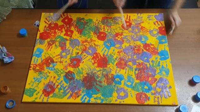 РАСКРАШИВАЕМ ЛАДОШКАМИ ПЛОТТЕРНЫЙ ПОРТРЕТ НА ХОЛСТЕ смотреть онлайн