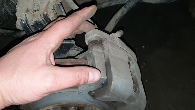 Будни гранта FL замена колодок, состояние тормозных дисков Divoise, Василий Футорный смотреть онлайн