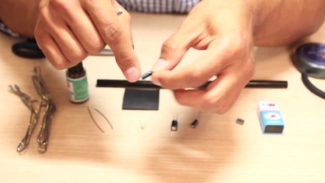 Процесс сборки микронаушника смотреть онлайн
