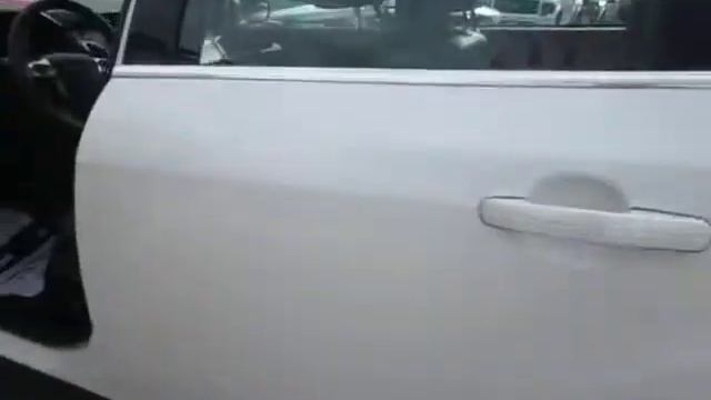 2012 Ford Focus, White Platinum Metallic - STOCK# 13-1050A смотреть онлайн