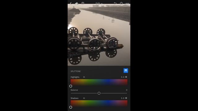 Editing in Lightroom Mobile: The Effects and Optics Section смотреть онлайн