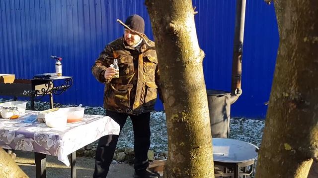 ШАКШУКА в чугунной сковороде на костре. Улетает за минуту! смотреть онлайн