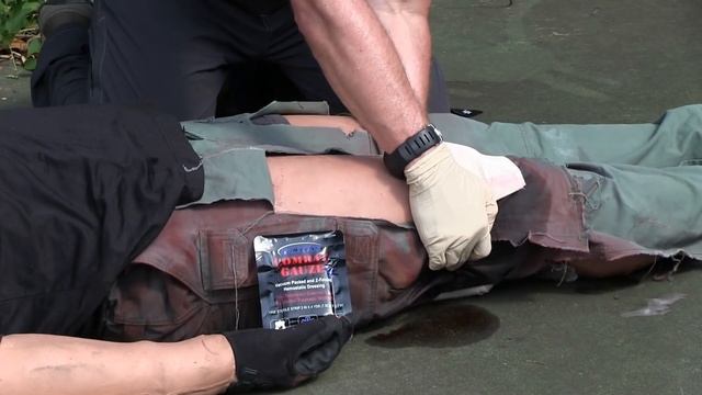 Combat Gauze LE - Wound Packing and Soak Through procedures смотреть онлайн