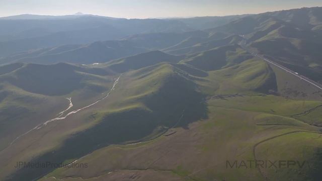 San Luis Reservoir Area, California v2.0 | 4K HDR | Drone | Royalty Free смотреть онлайн