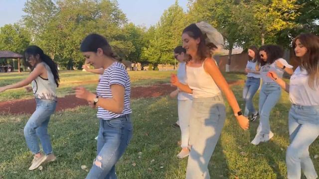 Jerusalema - Master KG | Jerusalema Dance Challenge | BeeWeb Girls