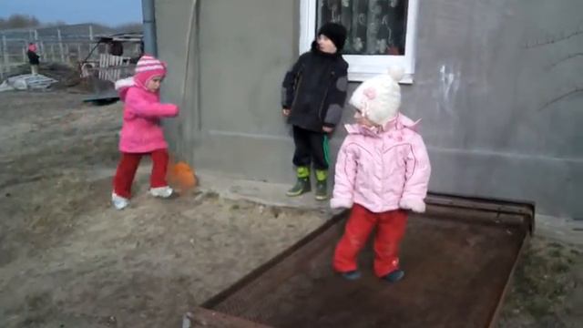 Детский Батут 80тых смотреть онлайн