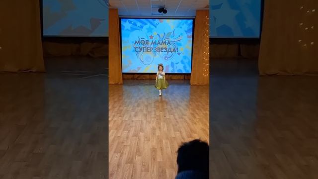 Показ "Детки - конфетки " ! Модельная школа ! смотреть онлайн