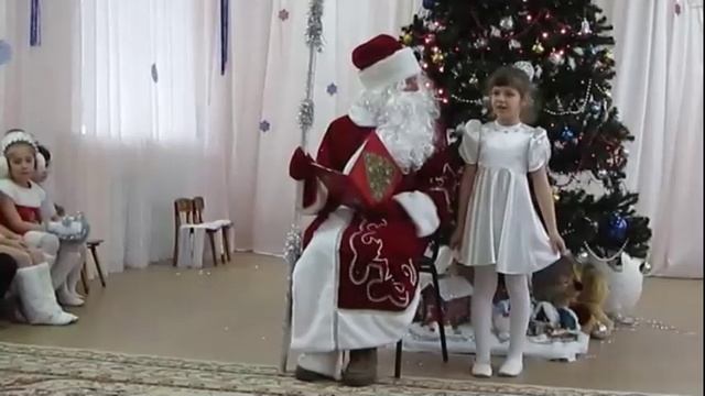 Новый год 2017 смотреть онлайн