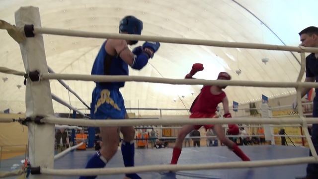 Ермоленко Егор (Комбат) - Васильев Кирилл (КФ) смотреть онлайн