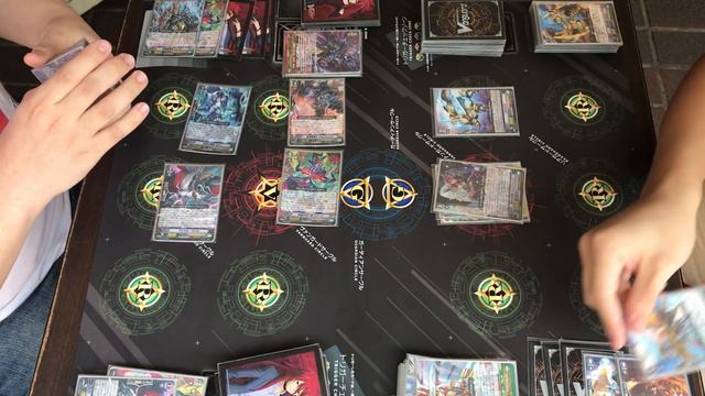 Luard "Diablo" VS Gold Paladin Gurguit (GBT-10) смотреть онлайн