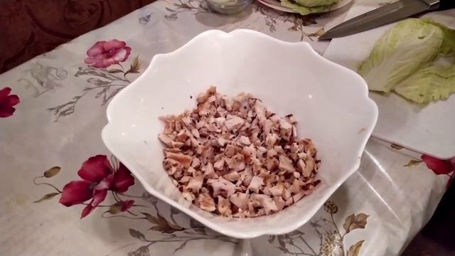 Нежнейший салат с курицей и пекинской капустой смотреть онлайн