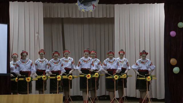 21 Ансамбль металофоністів смотреть онлайн