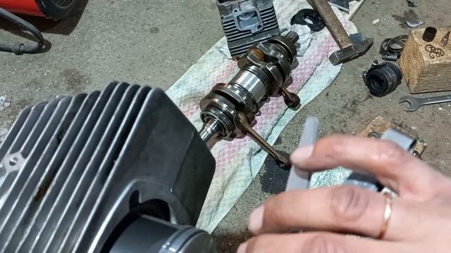 РЕМОНТ РМЗ -500 на СНЕГОХОД ТАЙГА. Замер теплового зазора. Сколько проходит прихваченый цилиндр ?