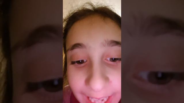 Ирина играет на пианино 🎹 часть 2 смотреть онлайн
