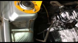 МОЙКА ДВИГАТЕЛЯ СВОИМИ РУКАМИ /  БЕЗ ВЫСОКОГО ДАВЛЕНИЯ / на ВАЗ и на другие АВТО / БЕЗОПАСНАЯ МОЙКА