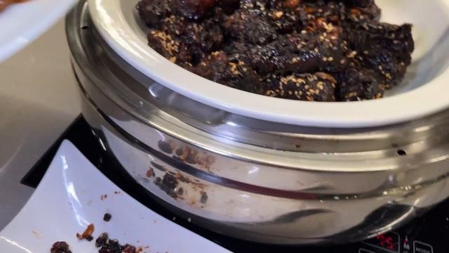 All You Can Eat CHOCOLATE, LOBSTER Seafood Buffet in Singapore ? смотреть онлайн