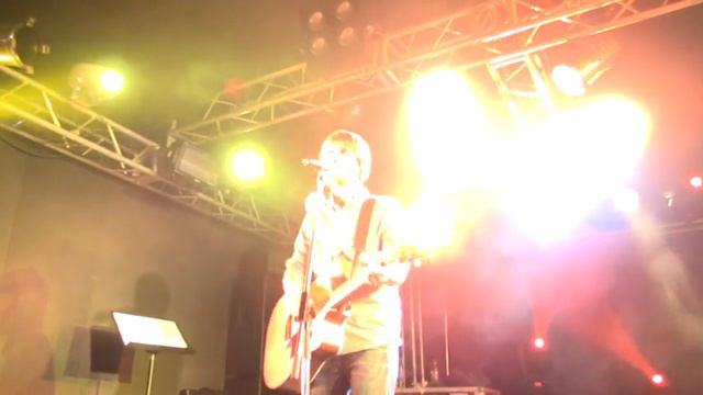 Вася Обломов - Любит наш народ (live) смотреть онлайн